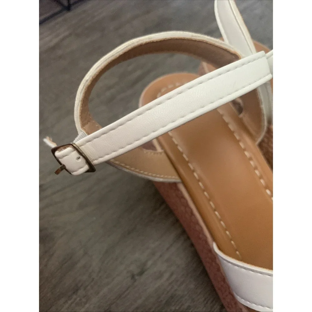 Women’s White Strappy Wedge Sandals Faux Leather Ankle Strap Buckle Size38 USA 7